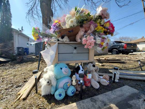 Jordyn Reimer's memorial site this spring at the intersection of Bond Street and Kildare Avenue West. (Kaitlyn Streilein / Winnipeg Free Press files)