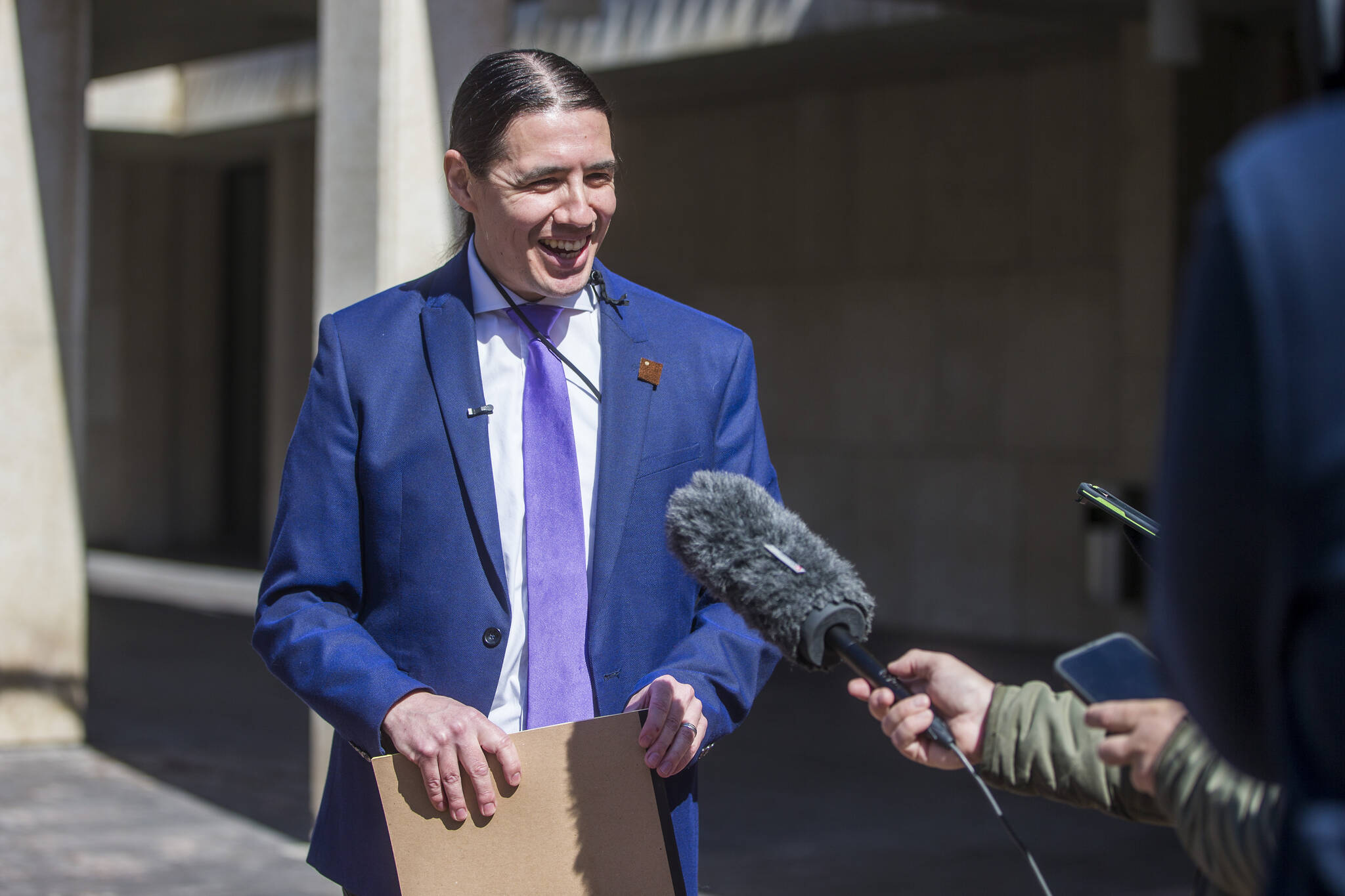 Mayoral hopeful Ouellette pledges to freeze police budget Winnipeg