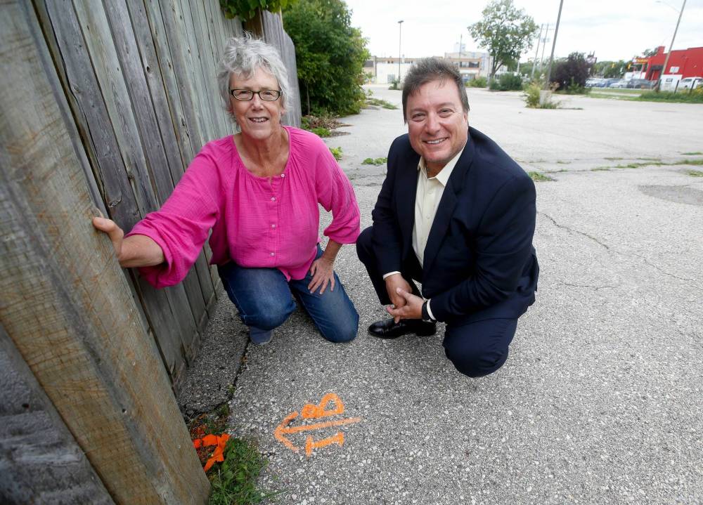 Catherine Collins, chair of the Harriet Street Seniors Housing development, and John Prystanski, lawyer and supporter on the property at 55 Harriet St. that will become the seniors housing development. (John Woods / Winnipeg Free Press files)