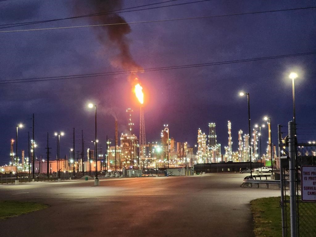 Ohio oil refinery fire kills 2 people; plant shut down Winnipeg Free