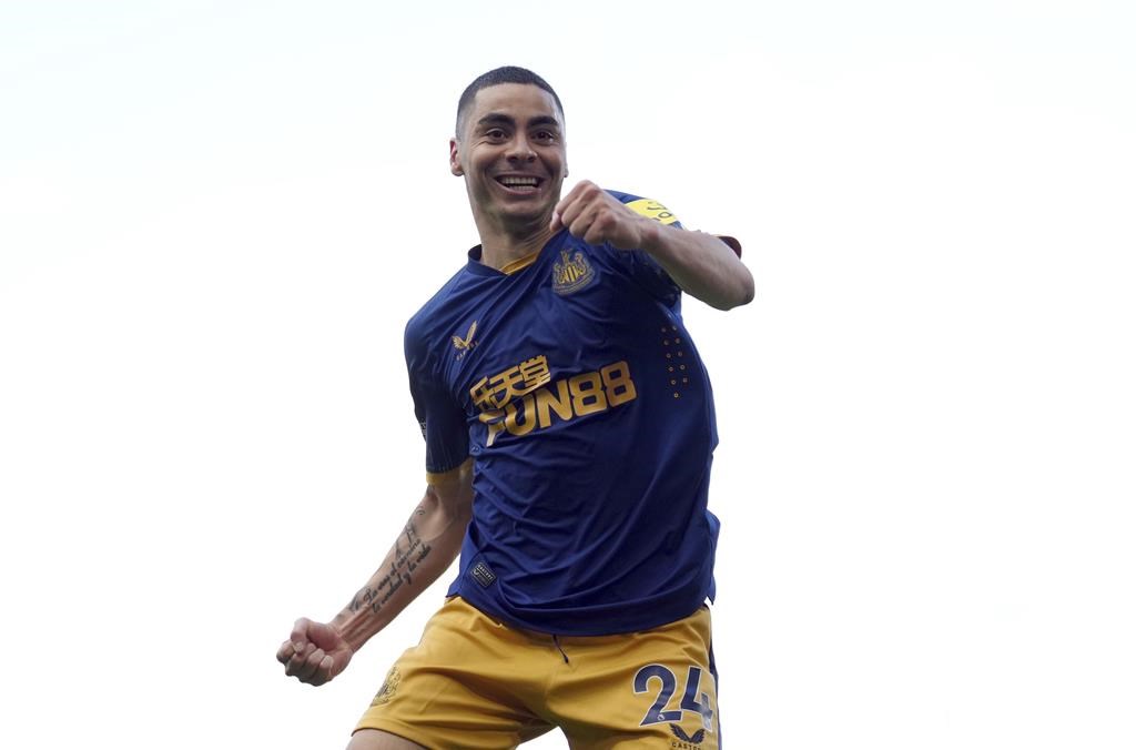 Almiron scores 2, Newcastle beats 10man Fulham 41 Winnipeg Free Press