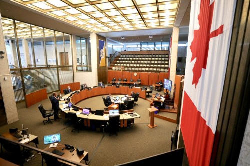 RUTH BONNEVILLE / WINNIPEG FREE PRESS





Local - WPG city council holds special emergency meeting.  



Special council meeting on the convoy protest mayor Bowman organized Wednesday at city hall in council chambers on Thursday. 



Some council members were on zoom while others attended in person.  Winnipeg chief administrative officer, Michael Jack, was in council to answer questions from members.