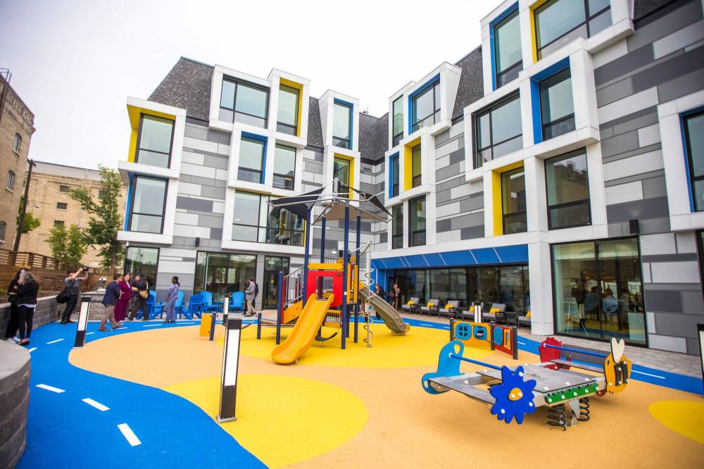 MIKAELA MACKENZIE / WINNIPEG FREE PRESS
The new 50,000-square-foot location has boosted the number of rooms available to 40 from 14, improved heating and ventilation, and has better parking and more amenities.