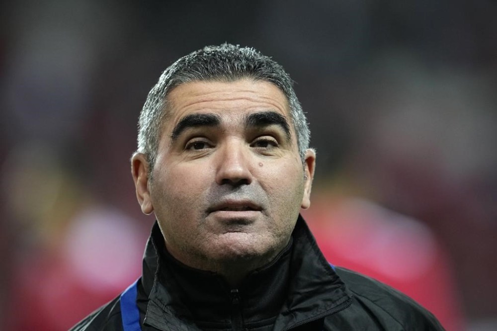 Tunisia's coach Jalel Kadri prior to the international friendly soccer match between Brazil and Tunisia at the Parc des Princes stadium in Paris, France, Tuesday, Sept. 27, 2022. (AP Photo/Christophe Ena)