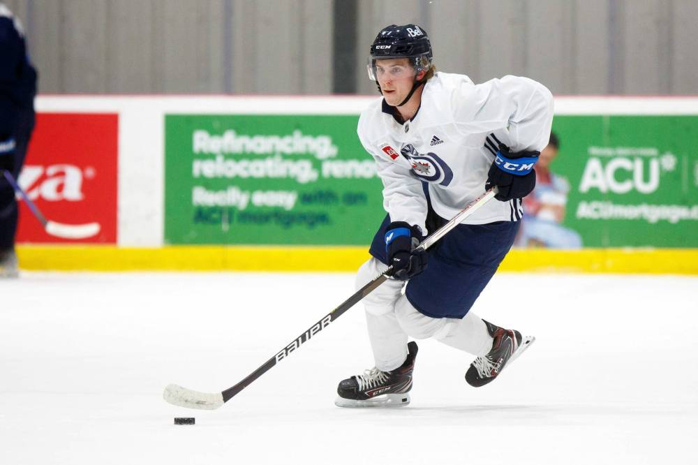 MIKE DEAL / WINNIPEG FREE PRESS
Brad Lambert, drafted 30th overall by the Jets last July, has turned heads with his play in two pre-season games.