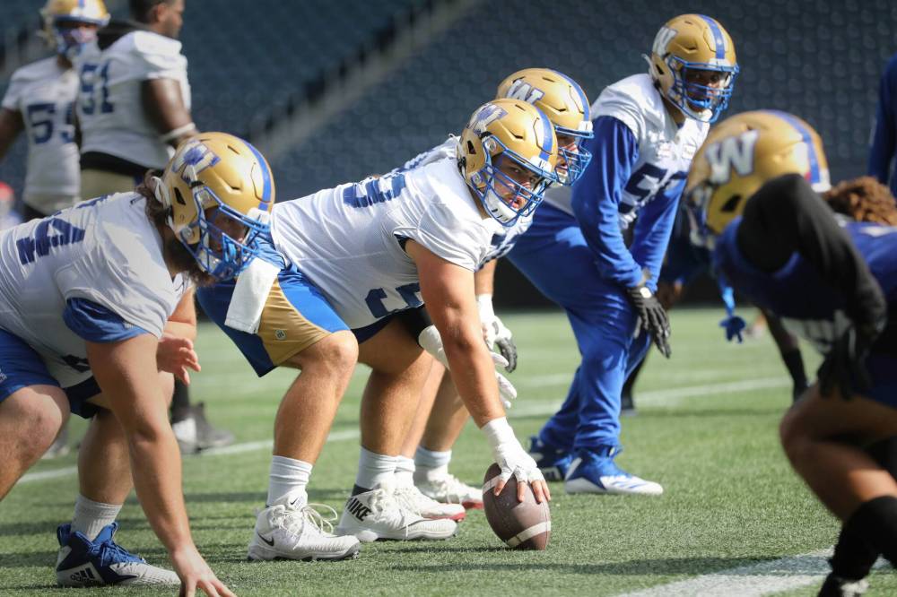 RUTH BONNEVILLE / WINNIPEG FREE PRESS
                                Blue Bombers centre Michael Couture has recovered from a broken arm he suffered in the second game of the season.