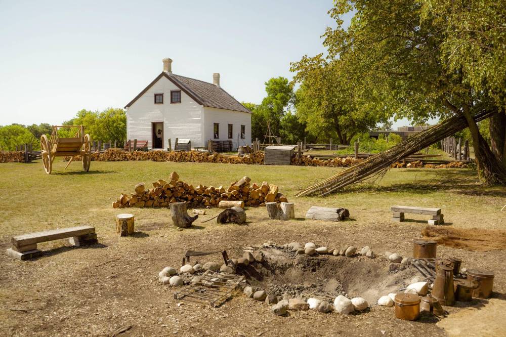 Travel Manitoba
The gates of Lower Fort Garry open this October for after dark ghost walks that will surely conjure the spirits that reside inside the old stone walls. Six spooky nights begin October 14, hosted by Friends of Lower Fort Garry.
