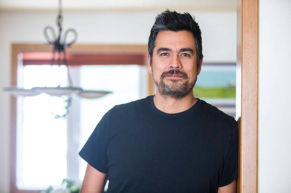 Mikaela MacKenzie / Winnipeg Free Press files
David A. Robertson weaves together a family connection to ancestral land, a fractured father-daughter relationship and the healing that happens on their journey.