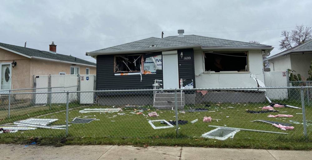 A person was taken to hospital Friday night after an explosion in a home at 1699 Selkirk Ave. (Malak Abas / Winnipeg Free Press)