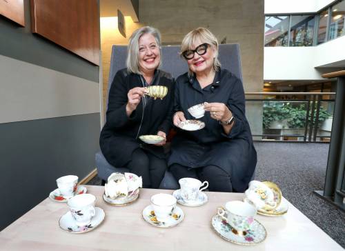 RUTH BONNEVILLE / WINNIPEG FREE PRESS
                                Volunteers Karen Bryk (left) and Carole Vivier have collected donated tea cups from women all over the province for the Guardian Angel Benefit for Women&rsquo;s Cancer, billed as Manitoba&rsquo;s largest tea party.