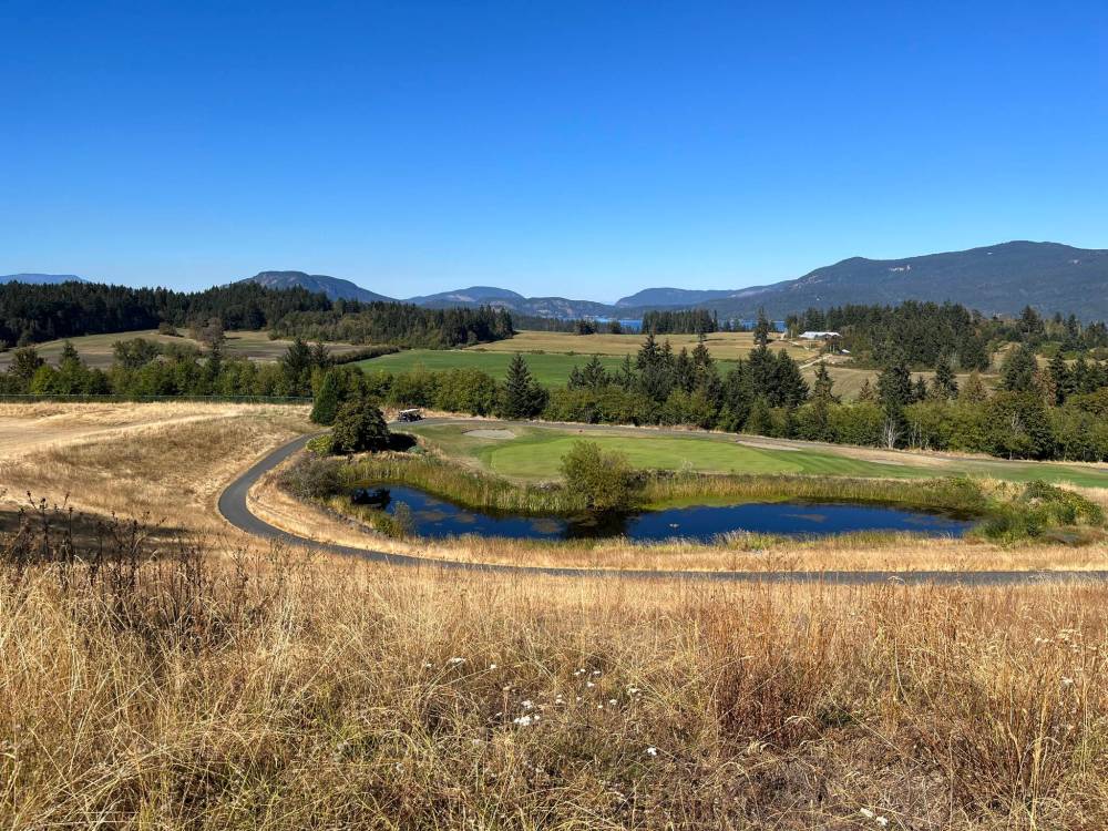 Photos by Ron Pradinuk / Winnipeg Free Press
Arbutus Ridge golfers face at least four of the most challenging holes on Vancouver Island.