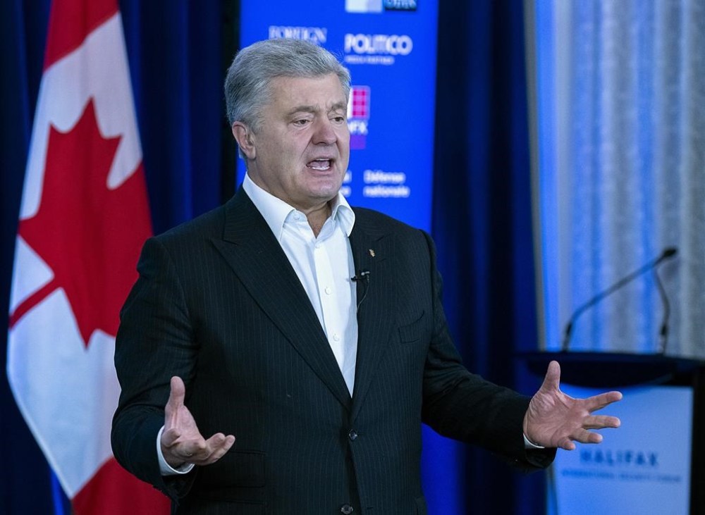 Former Ukrainian president Petro Poroshenko fields questions at the Halifax International Security Forum in Halifax on Friday, Nov.18, 2022. THE CANADIAN PRESS/Andrew Vaughan