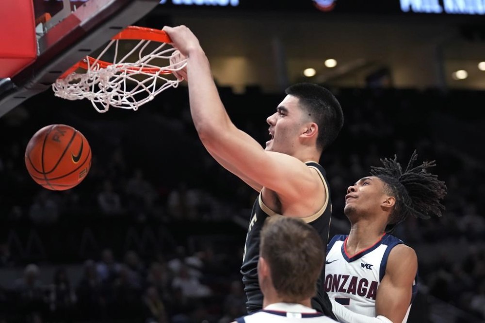Zach Edey scores 23, No. 24 Purdue tops No. 6 Gonzaga 8466 Winnipeg