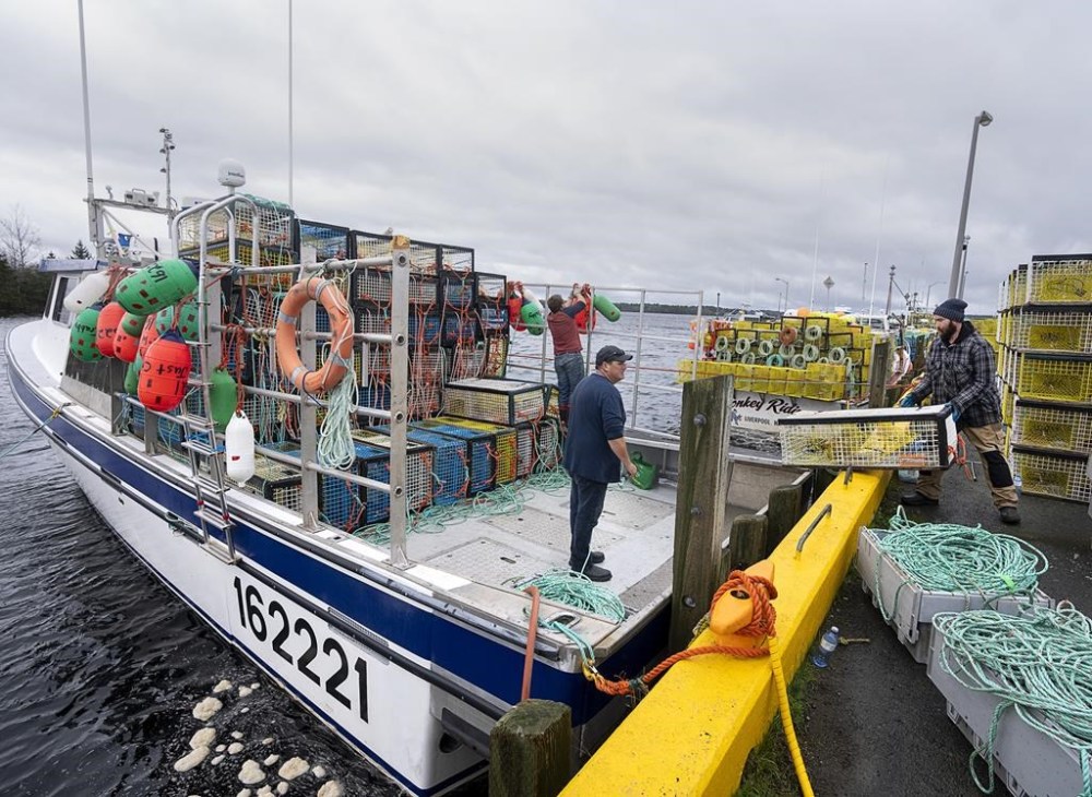 Opening days delayed for Canada’s largest and most lucrative lobster