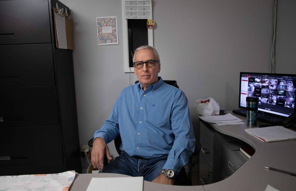 JESSICA LEE / WINNIPEG FREE PRESS
Robert Kreis, chairman of Forward House, said the organization has 28 total beds and is a vital link in recovery, offering second-stage housing for men for between six months to three years.