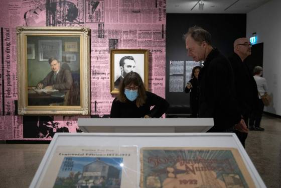Patrons gather at the Winnipeg Art Gallery to take in 150 years of Free Press history. (Jessica Lee / Winnipeg Free Press)