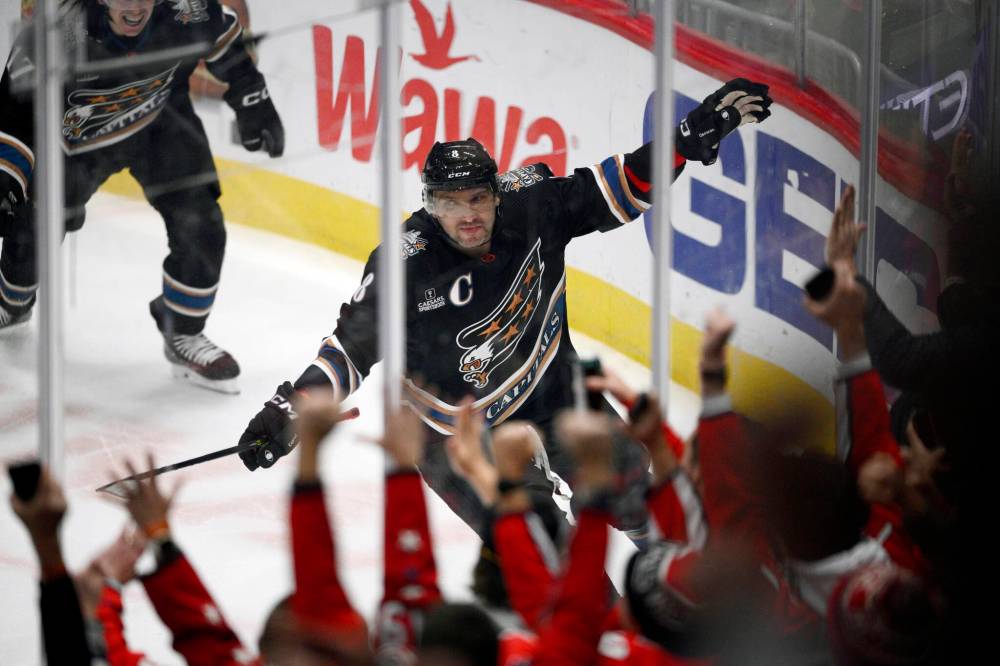 The NHL's crackdown on cross-checking will never last. Too bad, because the game needs it – Winnipeg Free Press