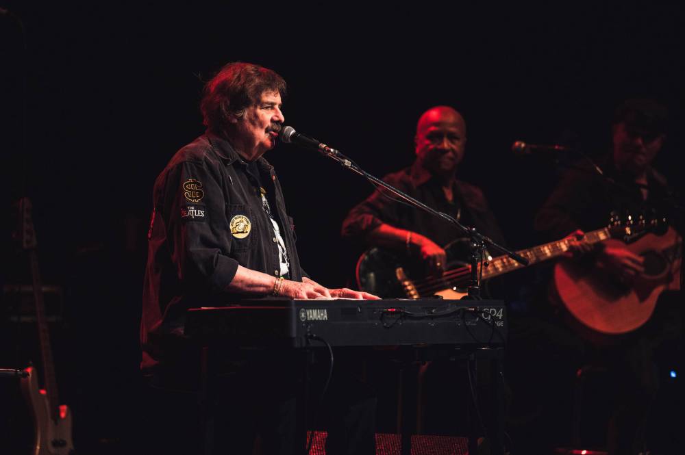 Dwayne Larson photo
Burton Cummings played an “unplugged” concert of rarities, covers and favourites at a sold-out Burton Cummings Theatre.