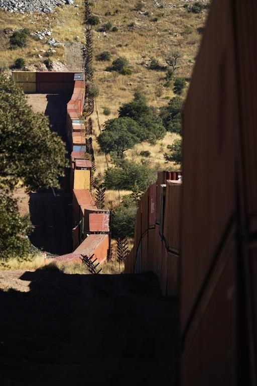 Arizona Gov. Ducey stacks containers on border at term’s end – Winnipeg ...