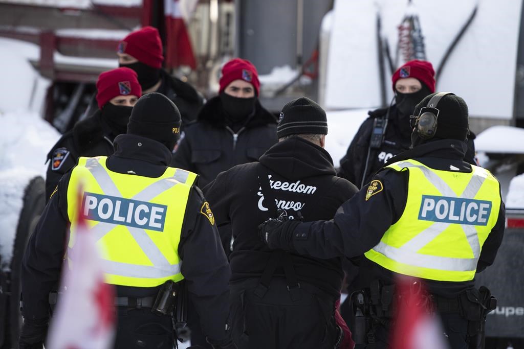Ottawa police cut email access over fears info would leak during