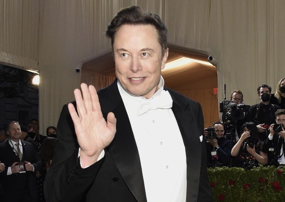 FILE - Elon Musk attends The Metropolitan Museum of Art's Costume Institute benefit gala celebrating the opening of the