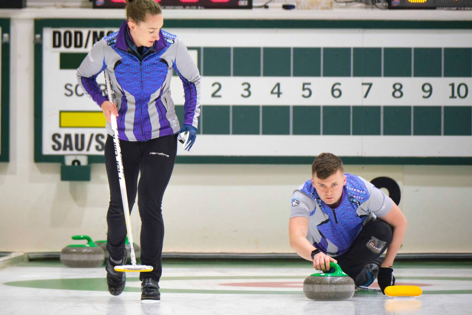 Top curlers mix it up at Fort Rouge Curling Club – Winnipeg Free Press