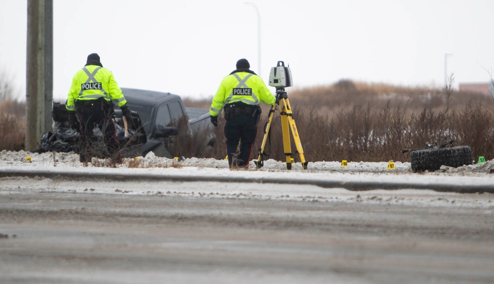 Woman killed in car crash – Winnipeg Free Press