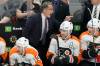 Steven Senne / The Associated Press files
                                Philadelphia Flyers head coach John Tortorella has imposed a ban on players looking at tablets during games.
