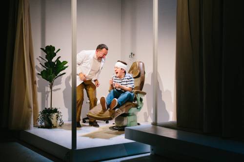 Gaetan Nerincx photo
                                Joey Lespérance gives Félix Beauchamp a checkup in David Paquet&rsquo;s Le Soulier, which runs until Feb. 4 at Théâtre Cercle Molière.