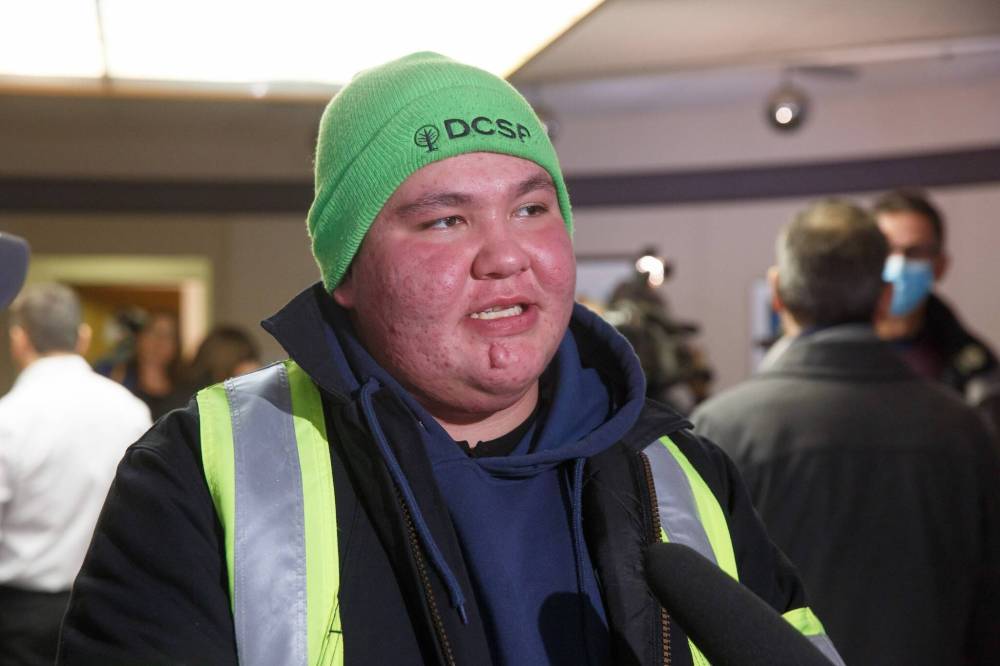 MIKE DEAL / WINNIPEG FREE PRESS
Growing up in the North End and what he calls “the street life,” Stephen Mason was recruited by a local community activist for the DCSP’s new Clean Slate program.