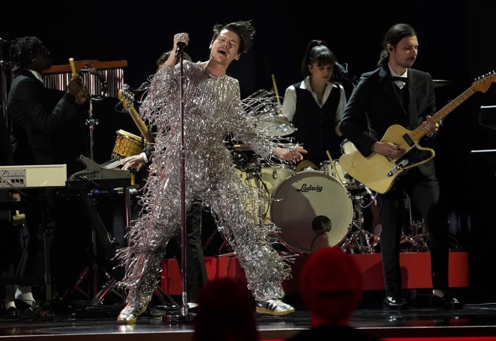 Harry Styles performs
