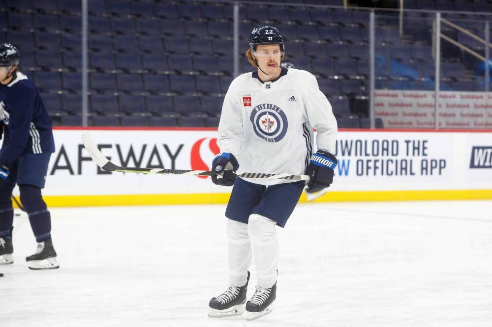 MIKE DEAL / WINNIPEG FREE PRESS
Mason Appleton has been out of action since Nov. 13 when he broke his wrist in a freak accident against the Seattle Kraken.