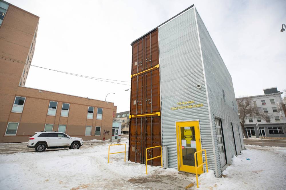 MIKE DEAL / WINNIPEG FREE PRESS
A University of Manitoba professor has launched a petition to ensure a permanent public washroom, named Amoowigamig, serving vulnerable downtown community members remains open beyond eight hours a day.