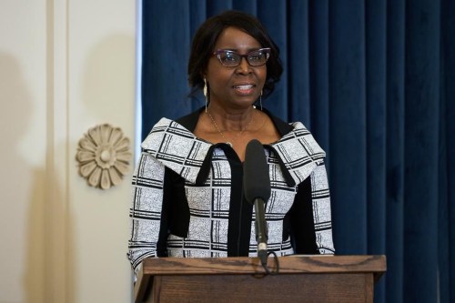 Audrey Gordon, Minister of Health, is sworn in at the Manitoba Legislative Building in Winnipeg, Tuesday, January 18, 2022. The Manitoba government is offering doctors a new financial incentive for extending hours at family and pediatric clinics. THE CANADIAN PRESS/David Lipnowski