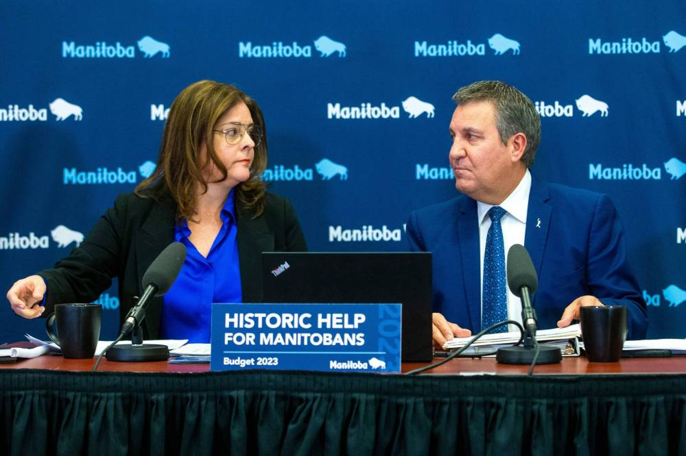 MIKAELA MACKENZIE / WINNIPEG FREE PRESS
Premier Heather Stefanson and finance minister Cliff Cullen announced the budget at the Manitoba Legislative Building in Winnipeg on Tuesday.