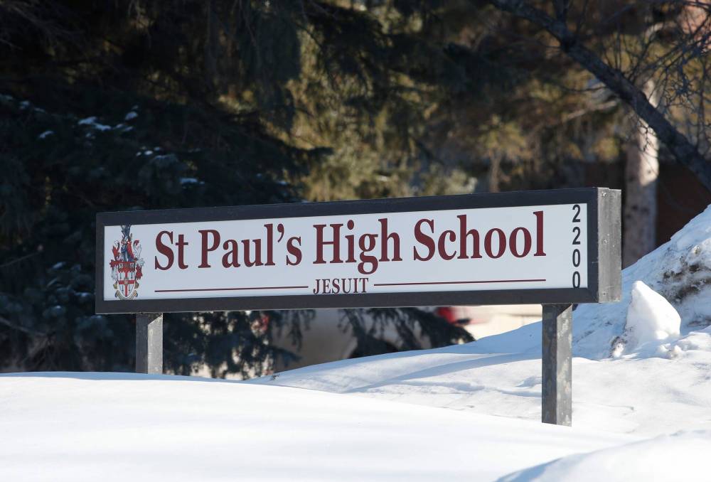JOHN WOODS / WINNIPEG FREE PRESS
Rev. John Pungente was accused of a single incident of “inappropriate behaviour” at St. Paul’s High School in 1971, when he was a teacher.