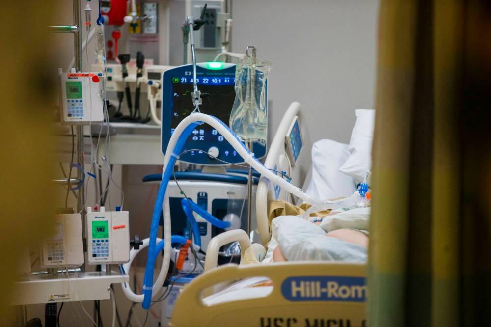 MIKAELA MACKENZIE / WINNIPEG FREE PRESS FILES
Patients requiring higher levels of care must travel outside the community.