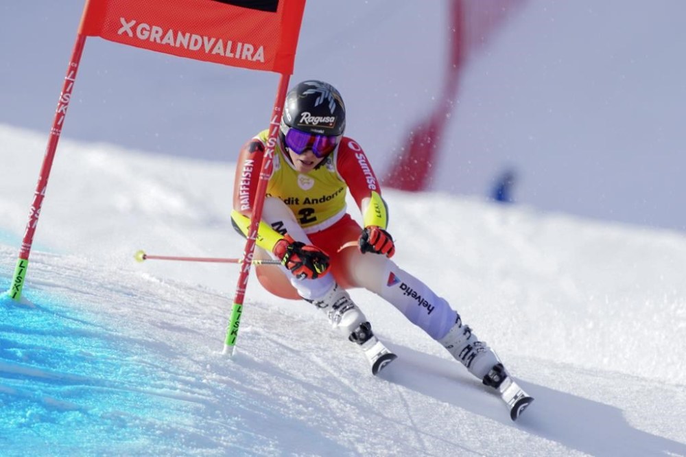 Switzerland's Lara Gut Behrami competes in an alpine ski, women's World Cup giant slalom race, in Soldeu, Andorra, Sunday, March 19, 2023. (AP Photo/Giovanni Zenoni)