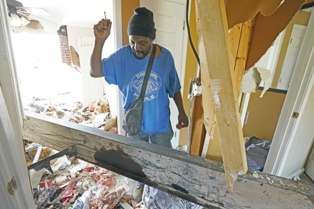 Kevin Younger, neighbor of Robert