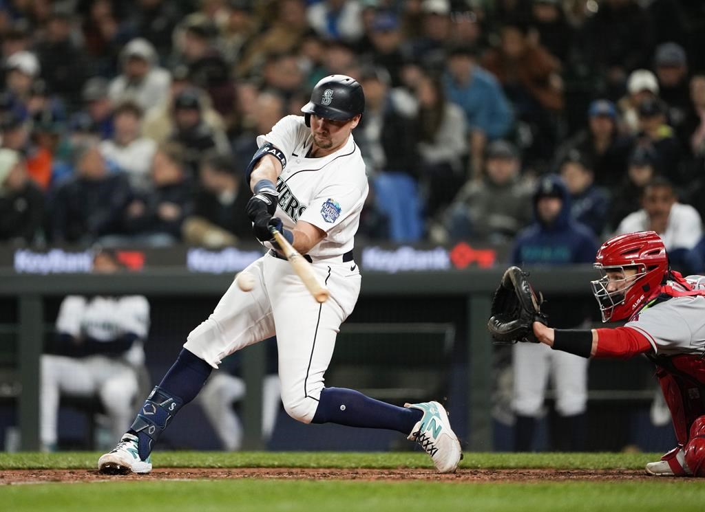 Seattles Hernandez Pollock homer twice in win over Angels Seattles Hernandez Pollock homer twice in win over Angels