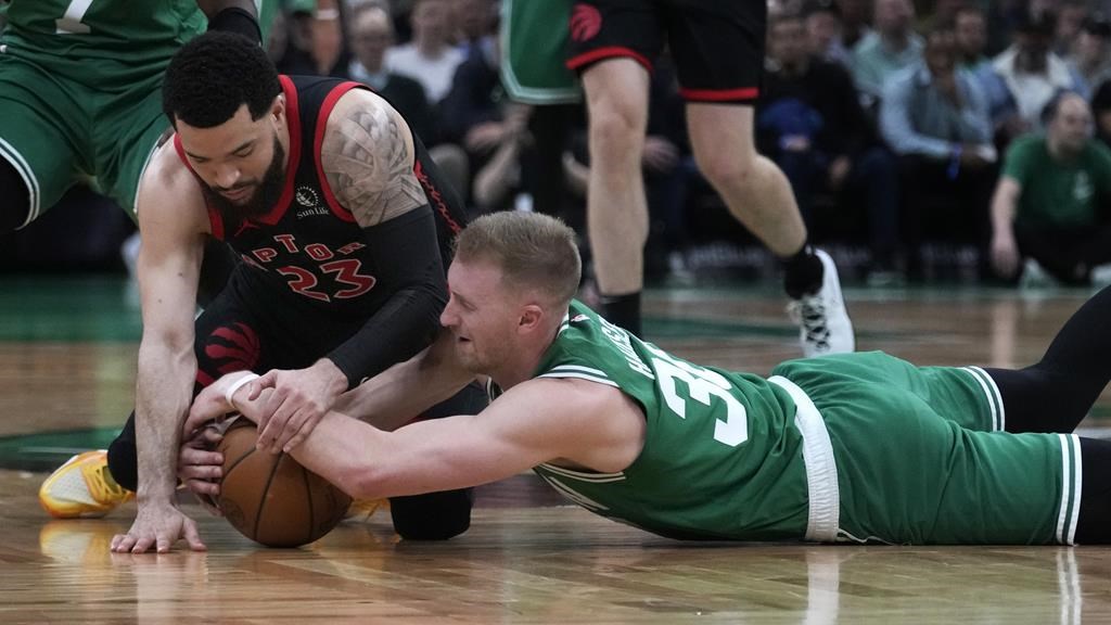 Celtics wrap up East No 2 seed with 9793 win over Raptors Celtics wrap up East No 2 seed with 9793 win over Raptors