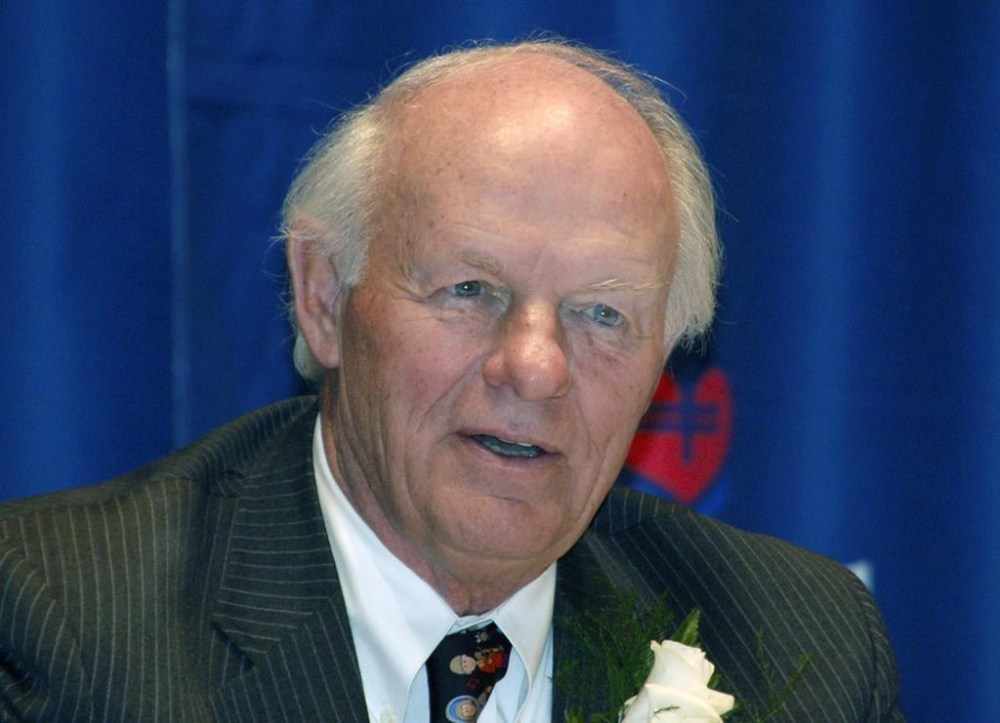 FILE - South Dakota philanthropist T. Denny Sanford speaks with reporters, Feb. 3, 2007, in Sioux Falls, S.D. The South Dakota Supreme Court ruled Thursday, April 6, 2023, that affidavits from an investigation into child pornography allegations against the billionaire philanthropist Sanford must be unsealed. Sanford, the state’s richest man, was not charged after the South Dakota attorney general’s office said its investigation into the allegations found no prosecutable offenses within the state’s jurisdiction. (AP Photo/Carson Walker, File)
