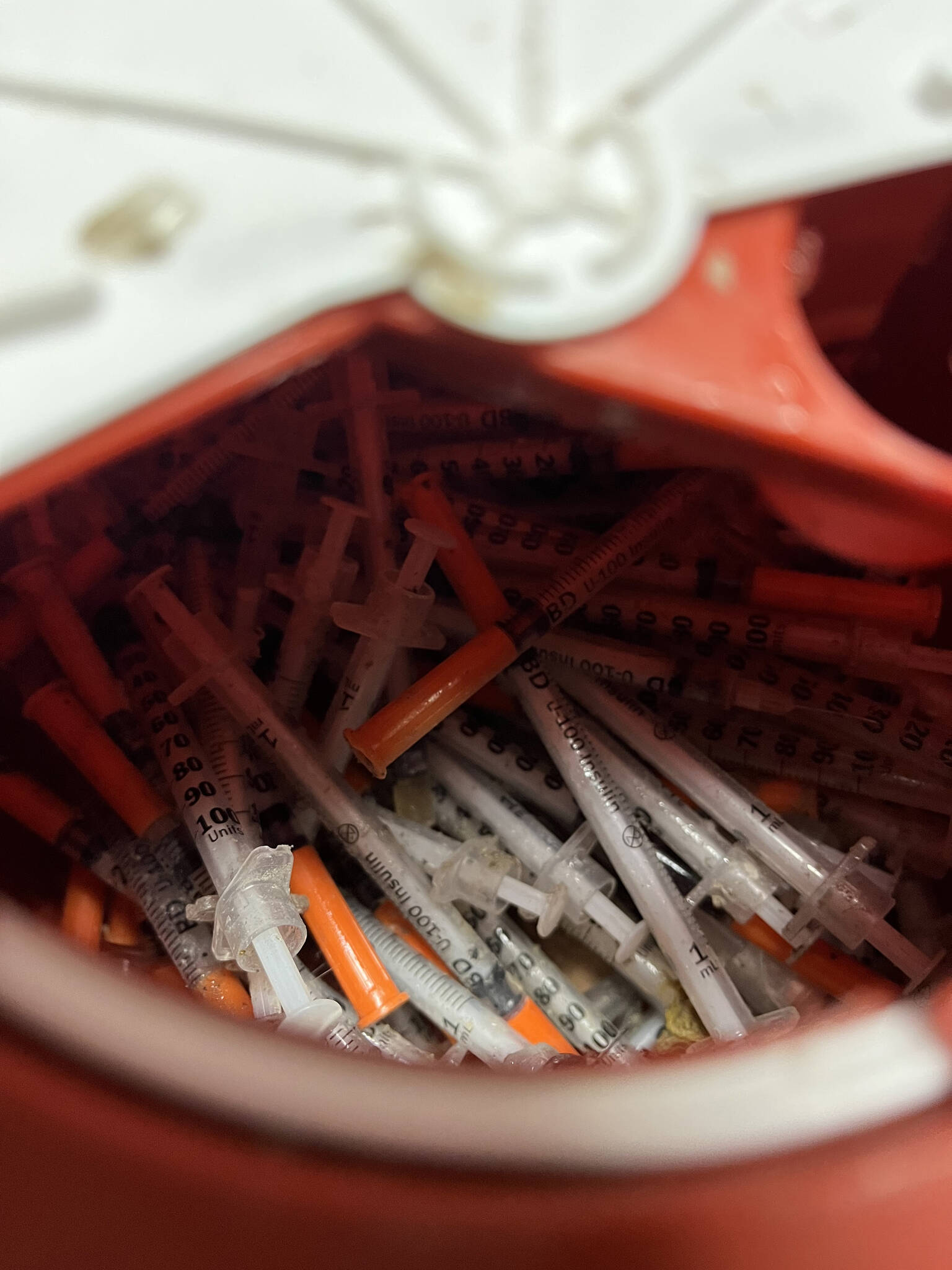 Dirty work groups mobilize to pick up needles, litter on streets