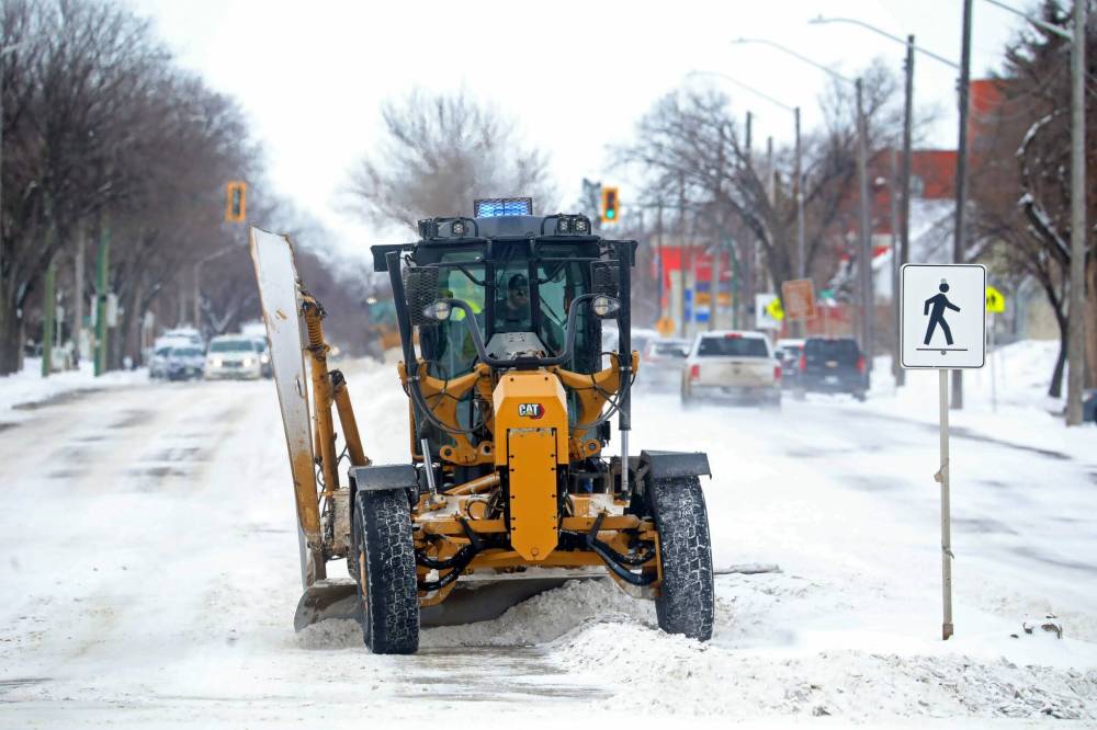 The province is preparing to send out its fleet of heavy equipment for plowing, grading and de-icing and is issuing an advisory on safety tips for travel, according to a news release issued Monday afternoon. (Tim Smith / The Brandon Sun)