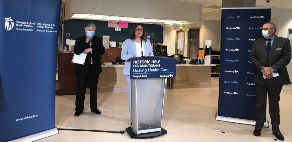 KATIE MAY / WINNIPEG FREE PRESS
                                Premier Heather Stefanson (centre), along with Scott Johnston (left), minister for seniors and long-term care, and Grace Hospital Foundation board chairman Jeff Coleman (right), announced a $30-million provincial contribution to an expansion of Grace Hospital’s ICU.