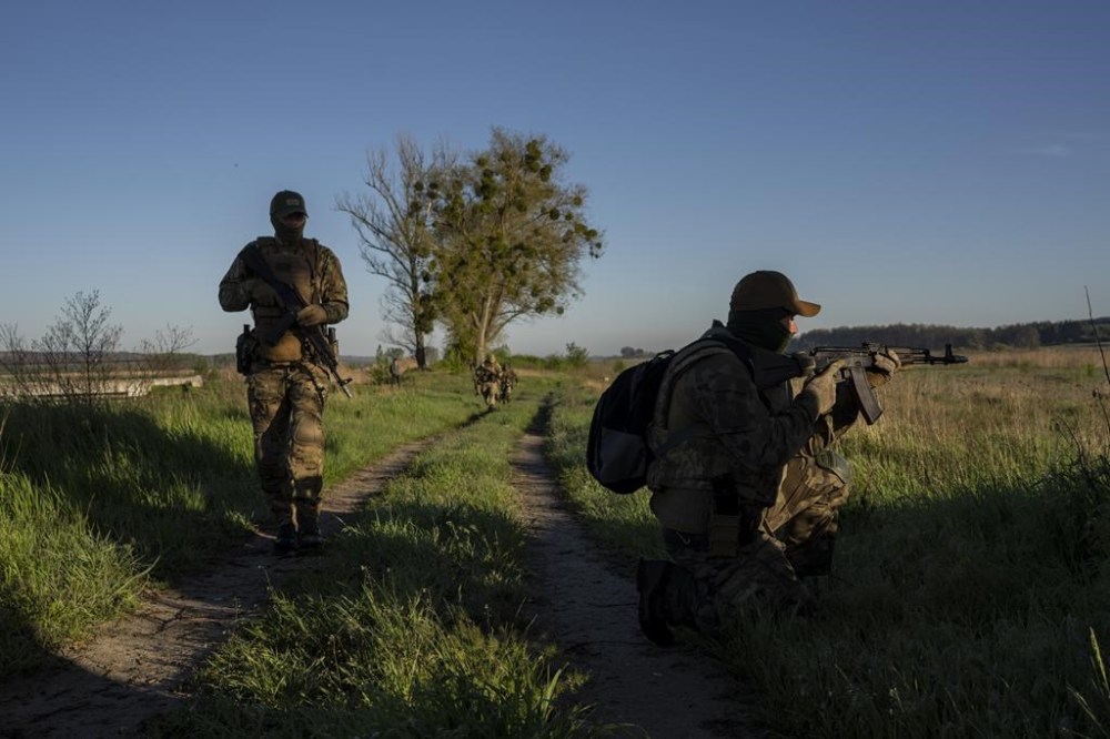 In Ukraine’s forests, fighters race to prepare for next push Winnipeg Free Press