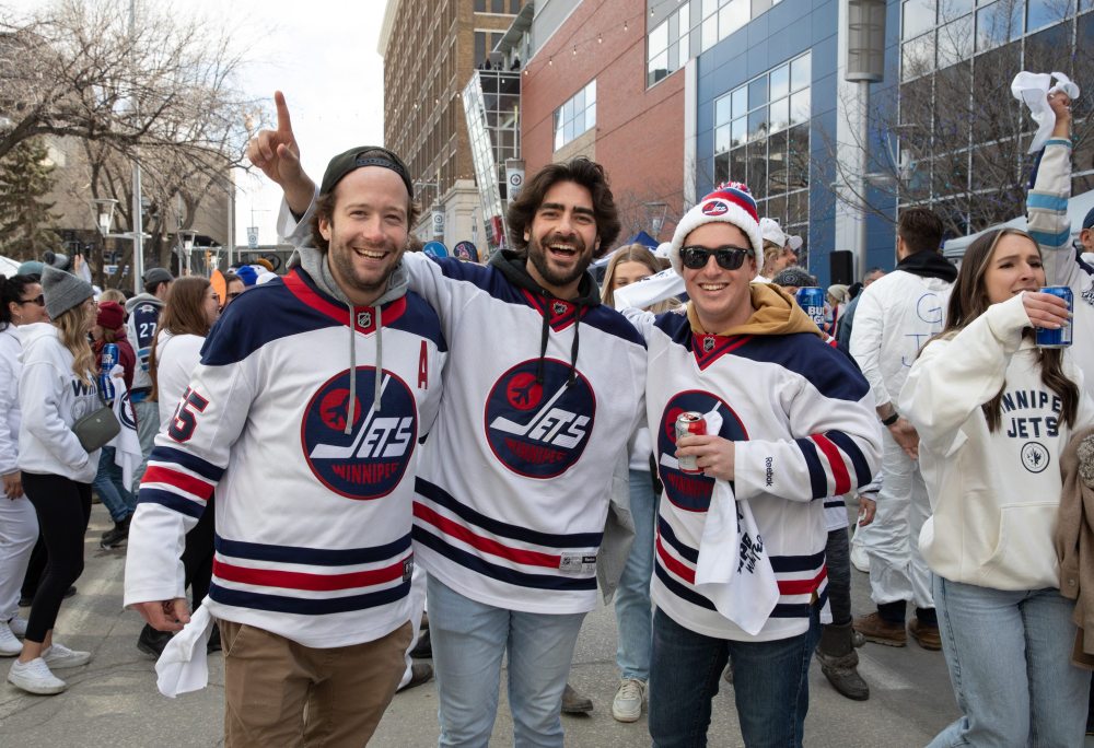 JESSICA LEE / WINNIPEG FREE PRESS
Thousands of Winnipeg Jets fans gather downtown beside Canada Life Centre April 22, 2023 to watch the Jets play against the Golden Knights at a Whiteout party.