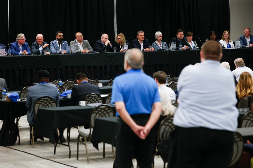JOHN WOODS / THE CANADIAN PRESS
Manitoba PC MLAs listen as party members ask questions at a Ministerial Bear Pit Session.