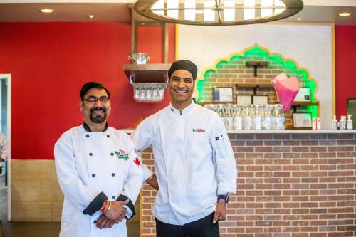 MIKAELA MACKENZIE / WINNIPEG FREE PRESS
                                Sarvesh Sahni (left) and Laxman Negi are chefs and co-owners of Chilli Chutney.