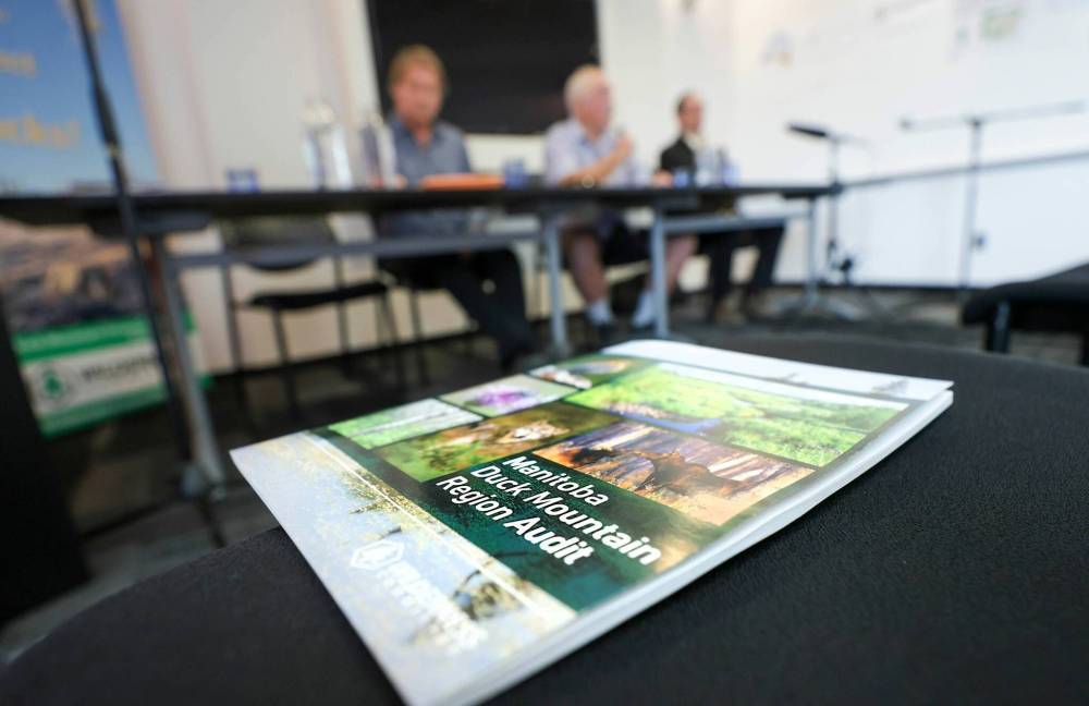 RUTH BONNEVILLE / WINNIPEG FREE PRESS
                                Members of the Wilderness Committee released a scathing new report on the condition and future of one Manitoba’s beautiful provincial parks and Boreal Forest area, Duck Mountain, at a press conference held at the Alt Hotel Wednesday.